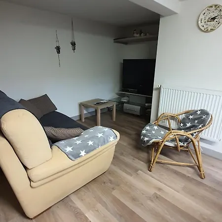 T1 Dans Maison Au Calme