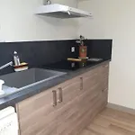 T1 Dans Maison Au Calme